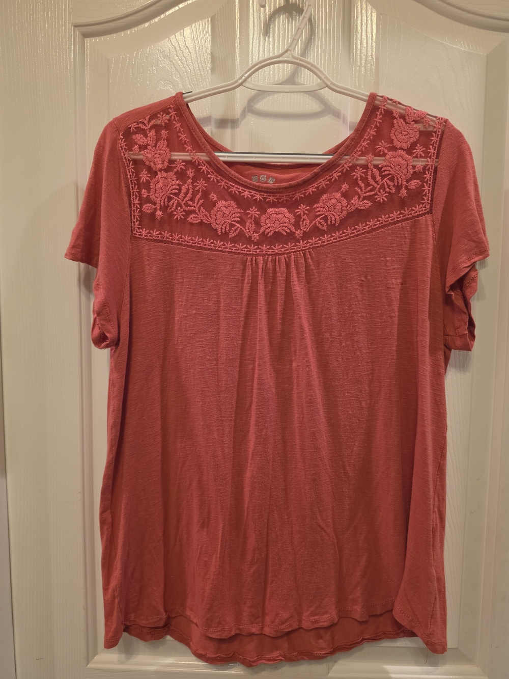 Embroidered Coral Short Sleeve Women's Top